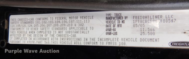 image for item DR1160 2006 Freightliner M106  rollback truck