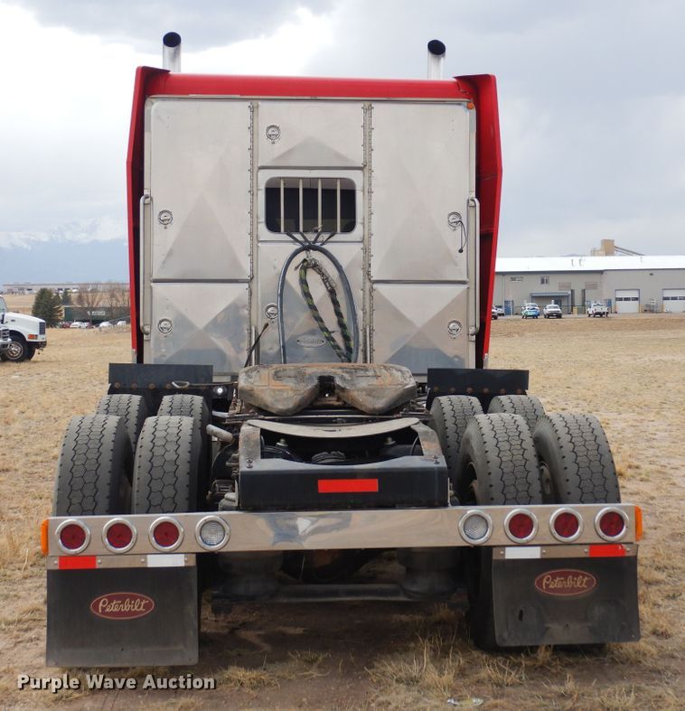 image for item DR1169 2003 Peterbilt 379  semi truck
