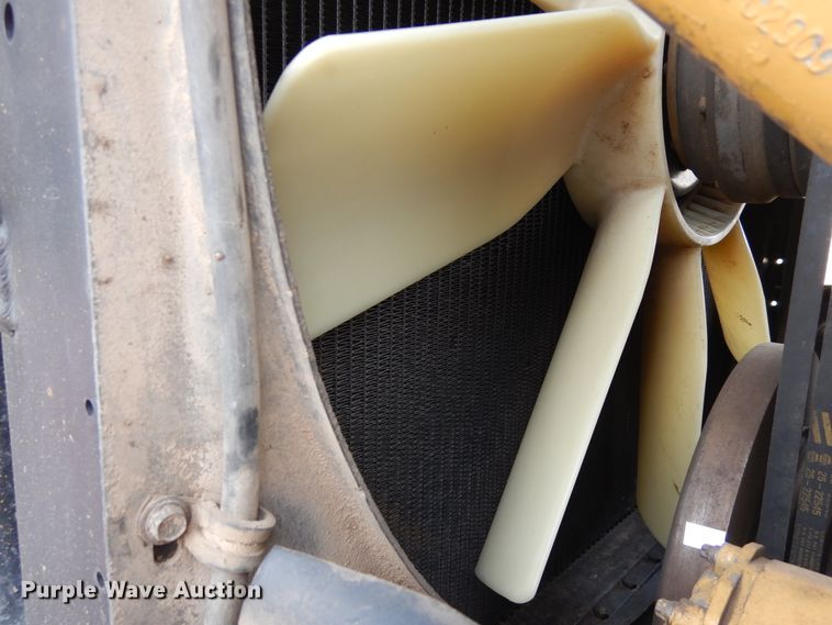 image for item DR1169 2003 Peterbilt 379  semi truck