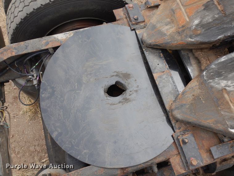 image for item DR1169 2003 Peterbilt 379  semi truck