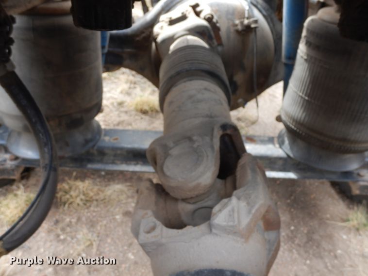 image for item DR1169 2003 Peterbilt 379  semi truck