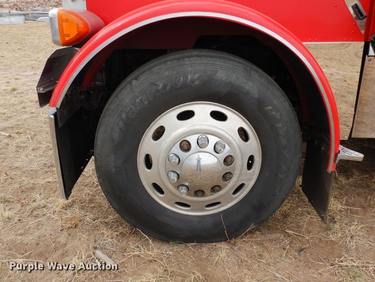 image for item DR1169 2003 Peterbilt 379  semi truck