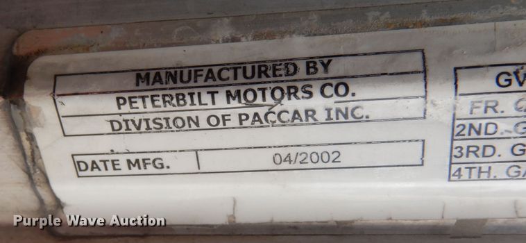 image for item DR1169 2003 Peterbilt 379  semi truck