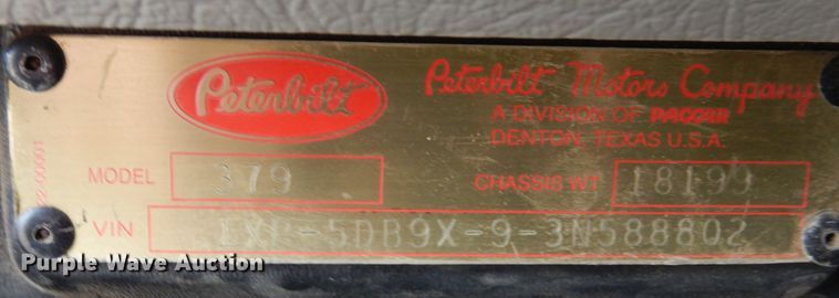 image for item DR1169 2003 Peterbilt 379  semi truck