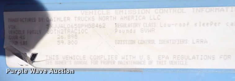 image for item DS7045 2016 Western Star 4900EX  semi truck