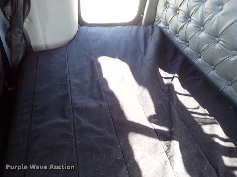 image for item DS7045 2016 Western Star 4900EX  semi truck