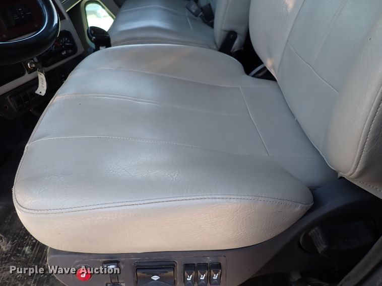 image for item DS7045 2016 Western Star 4900EX  semi truck