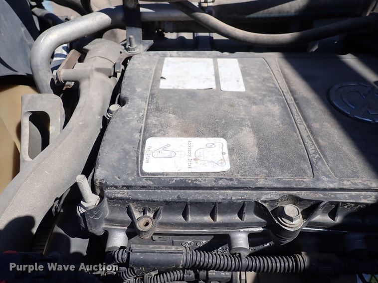 image for item DS7045 2016 Western Star 4900EX  semi truck