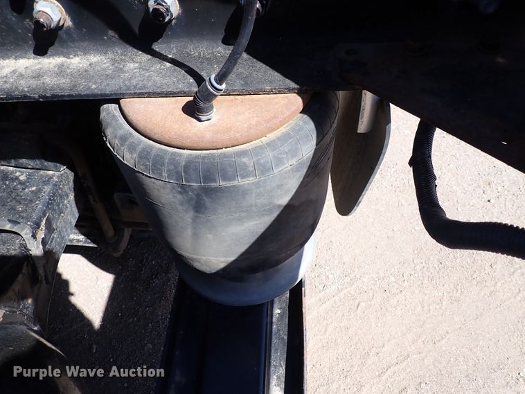 image for item DS7045 2016 Western Star 4900EX  semi truck