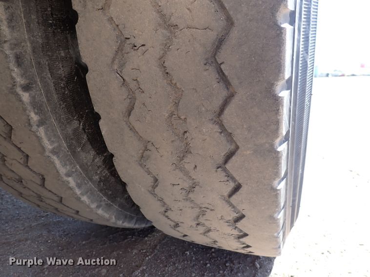 image for item DS7045 2016 Western Star 4900EX  semi truck