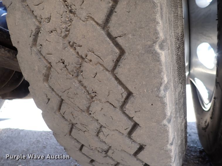 image for item DS7045 2016 Western Star 4900EX  semi truck