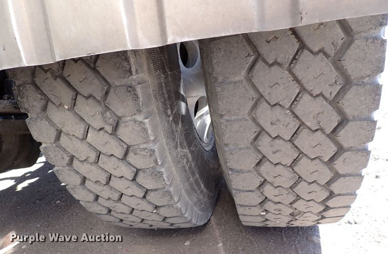 image for item DS7045 2016 Western Star 4900EX  semi truck