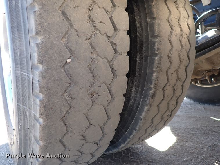 image for item DS7045 2016 Western Star 4900EX  semi truck