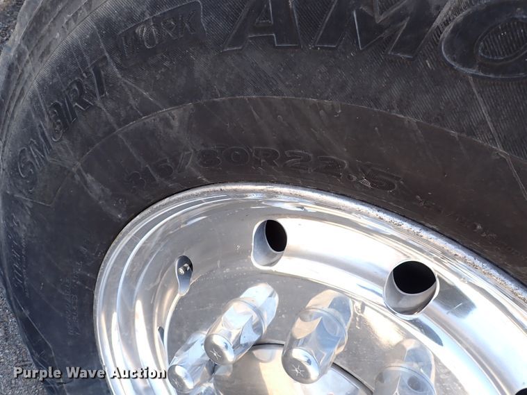 image for item DS7045 2016 Western Star 4900EX  semi truck