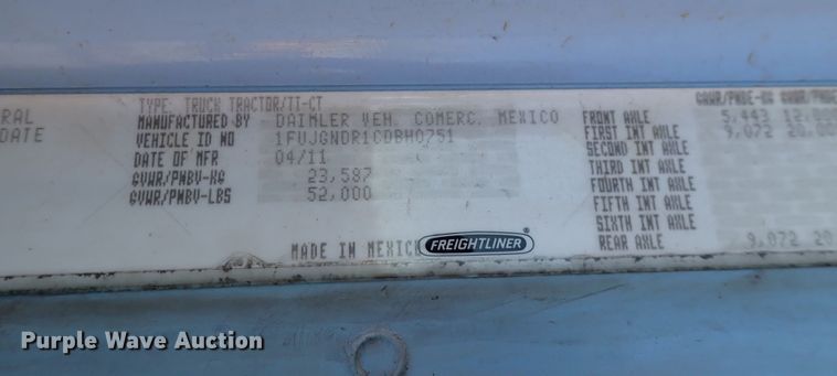 image for item DS7046 2012 Freightliner Coronado  semi truck