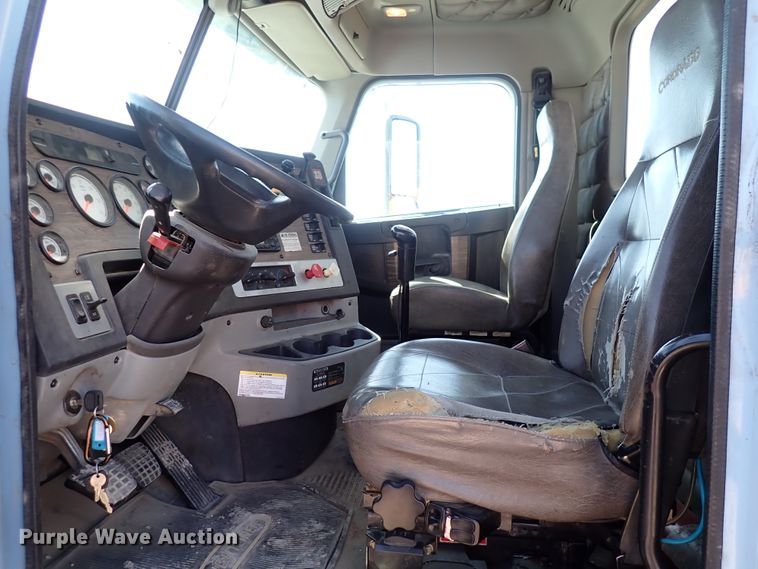 image for item DS7046 2012 Freightliner Coronado  semi truck