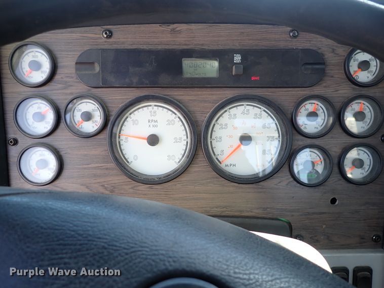 image for item DS7046 2012 Freightliner Coronado  semi truck