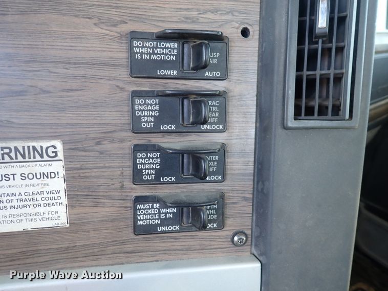 image for item DS7046 2012 Freightliner Coronado  semi truck