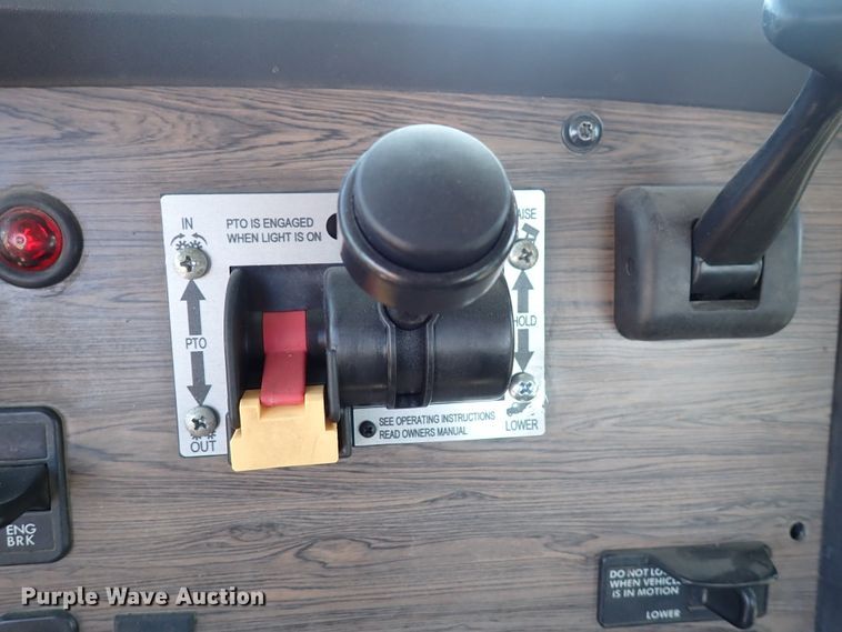 image for item DS7046 2012 Freightliner Coronado  semi truck