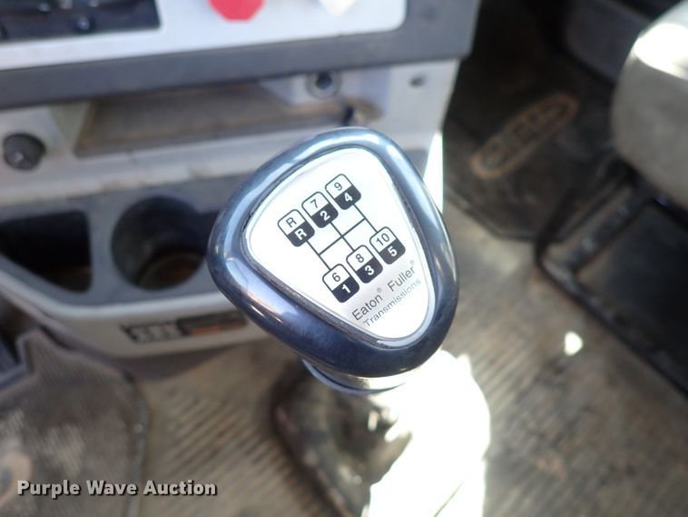 image for item DS7046 2012 Freightliner Coronado  semi truck