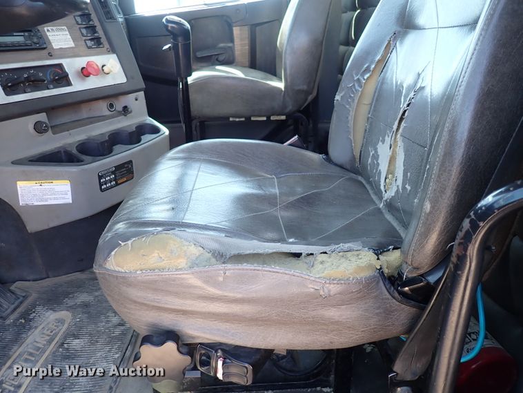 image for item DS7046 2012 Freightliner Coronado  semi truck