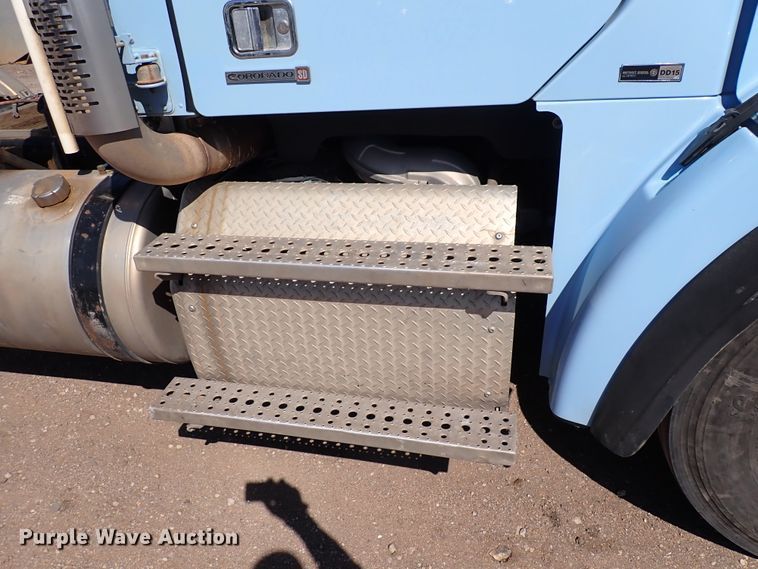 image for item DS7046 2012 Freightliner Coronado  semi truck