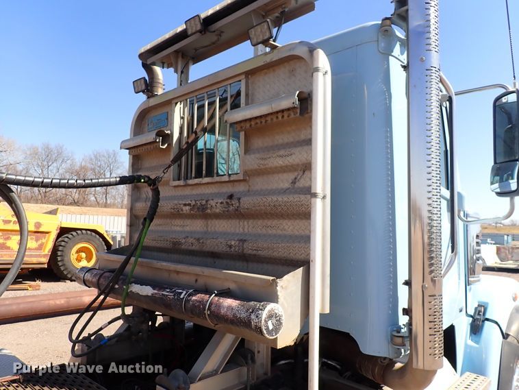 image for item DS7046 2012 Freightliner Coronado  semi truck