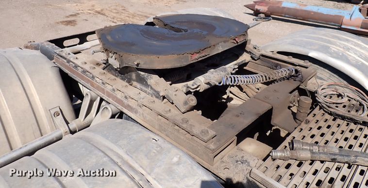 image for item DS7046 2012 Freightliner Coronado  semi truck