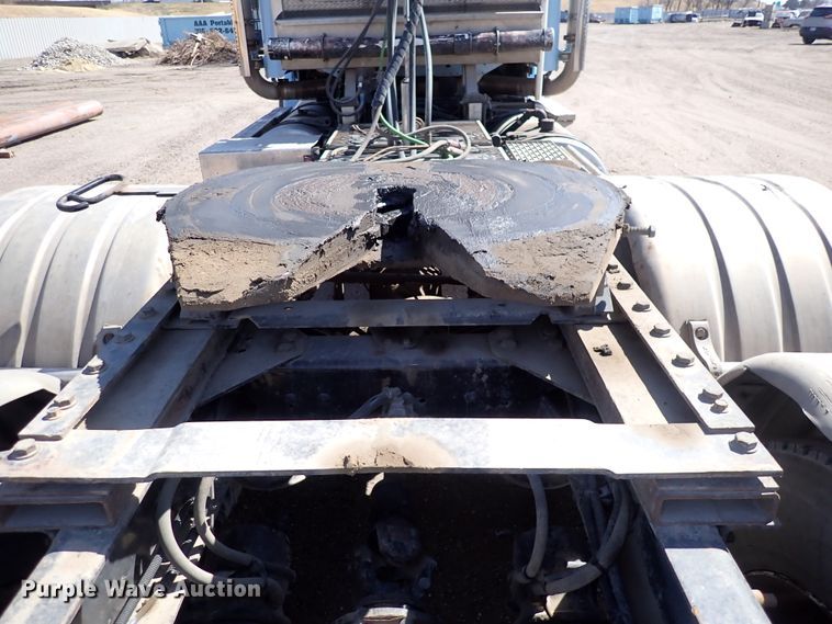 image for item DS7046 2012 Freightliner Coronado  semi truck