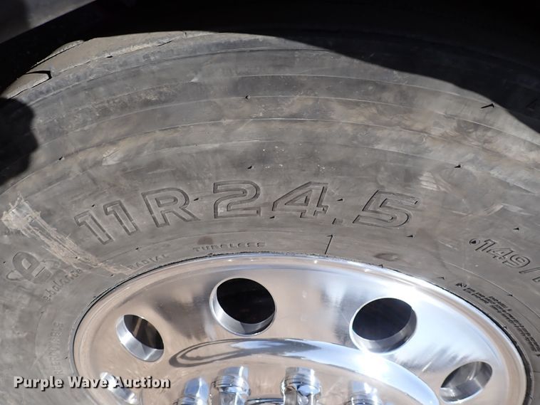 image for item DS7046 2012 Freightliner Coronado  semi truck