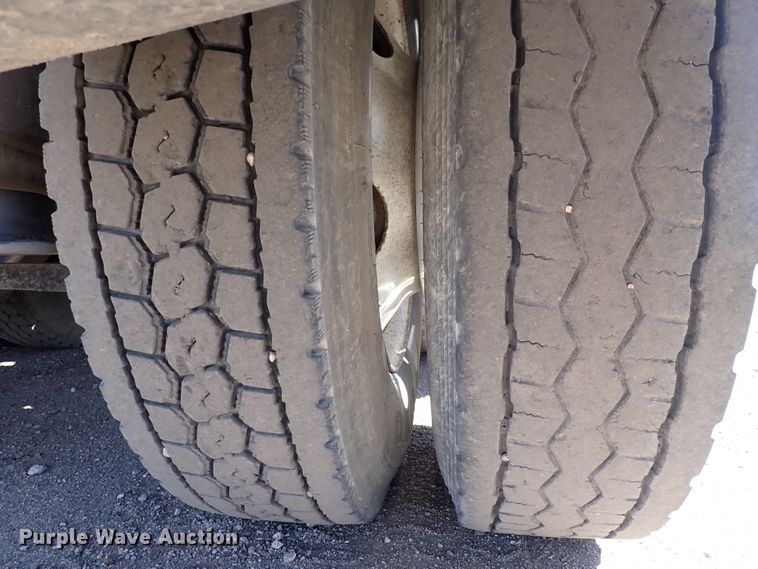 image for item DS7046 2012 Freightliner Coronado  semi truck