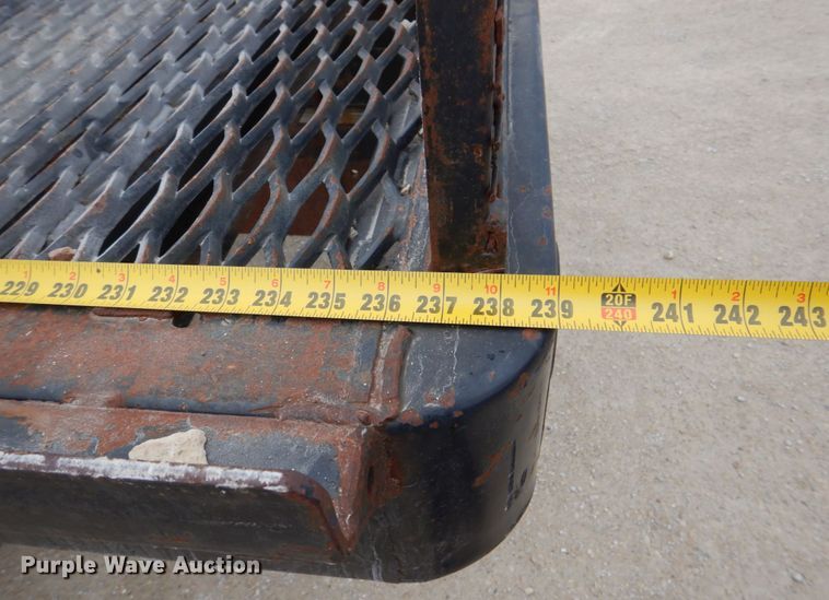 image for item DS8017 1997 Freightliner FLD120  flatbed truck