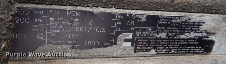 image for item DS8017 1997 Freightliner FLD120  flatbed truck