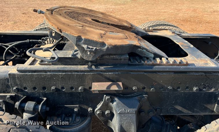 image for item IG9430 2007 Western Star 4900 SA  semi truck