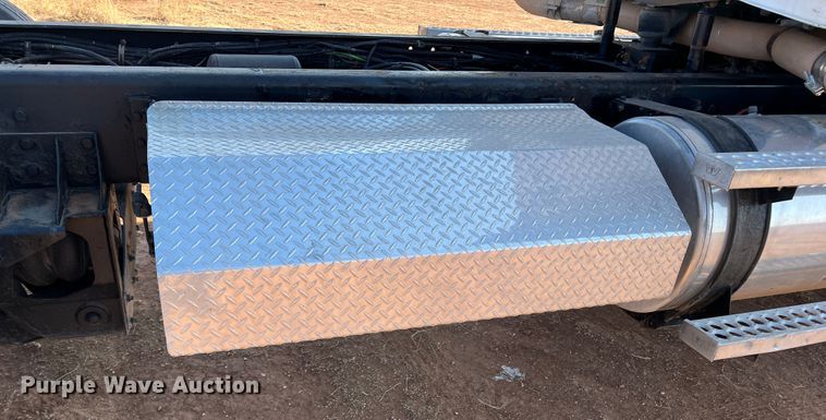 image for item IG9430 2007 Western Star 4900 SA  semi truck