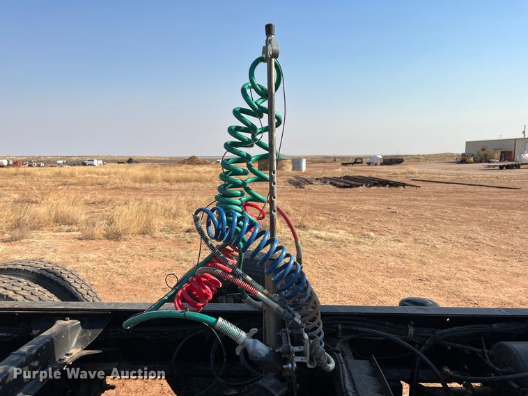 image for item IG9430 2007 Western Star 4900 SA  semi truck