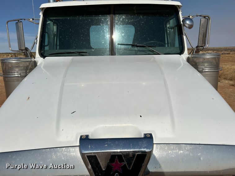 image for item IG9430 2007 Western Star 4900 SA  semi truck