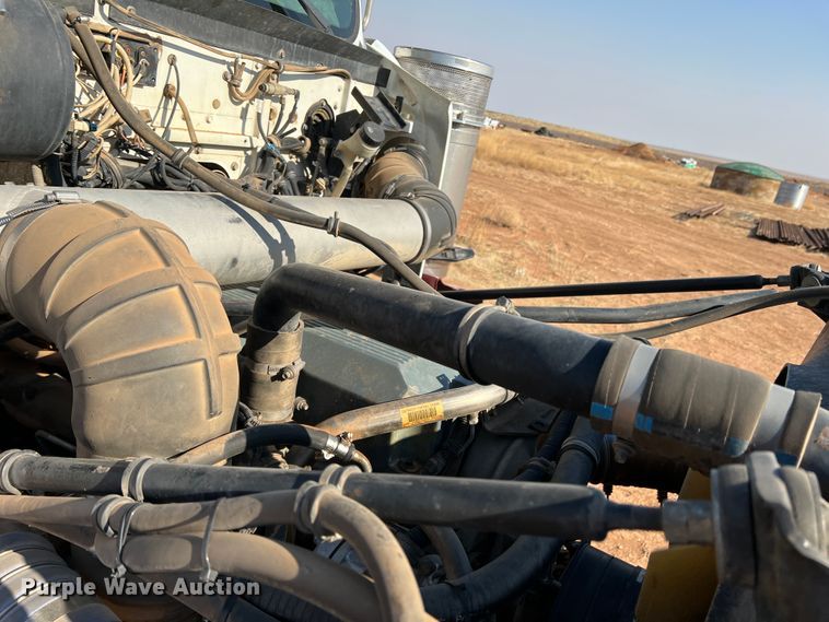 image for item IG9430 2007 Western Star 4900 SA  semi truck