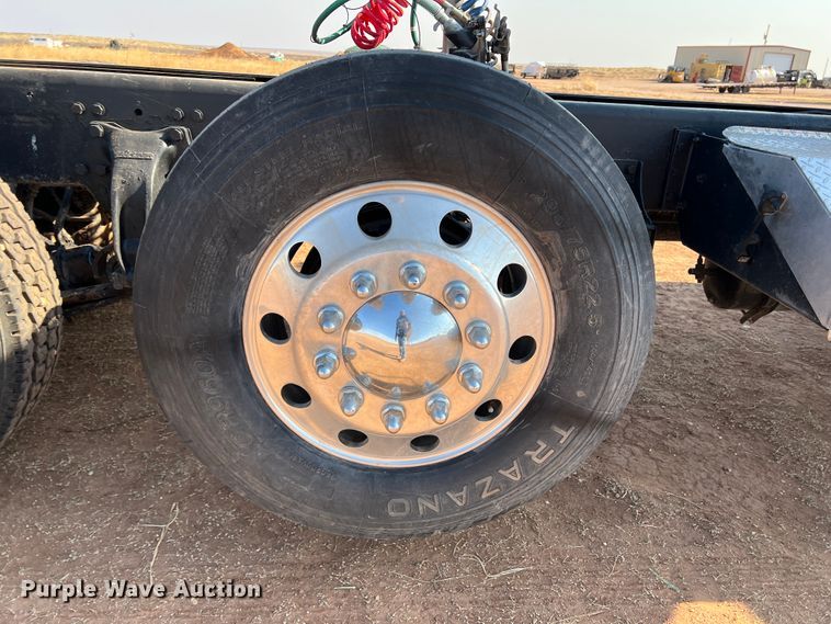 image for item IG9430 2007 Western Star 4900 SA  semi truck