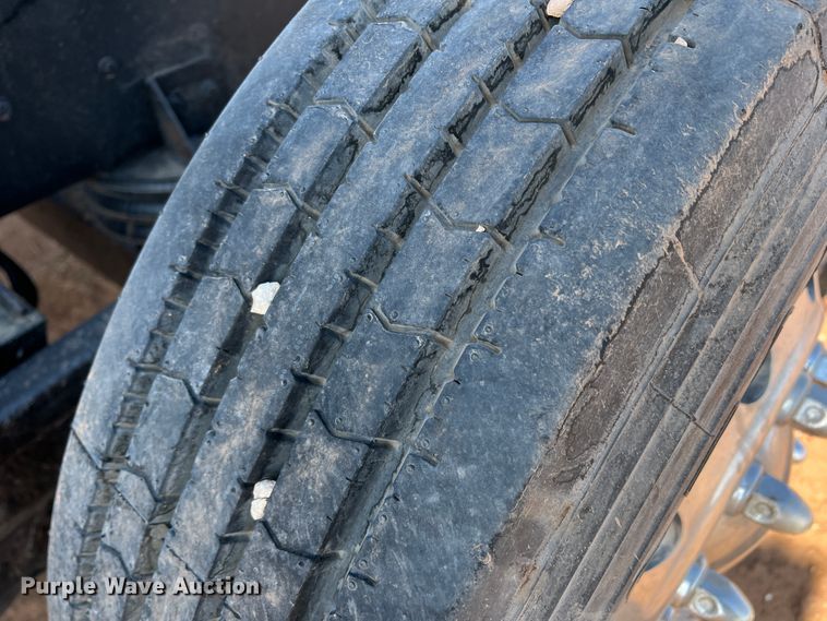 image for item IG9430 2007 Western Star 4900 SA  semi truck