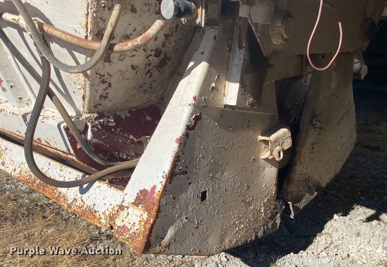 image for item IG9694 1980 Fruehauf  bottom dump trailer