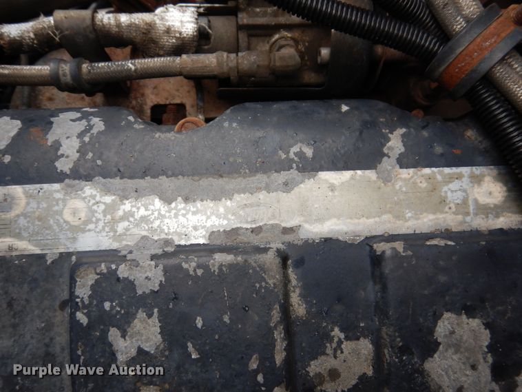 image for item IM9964 2006 Mack CHN600  semi truck