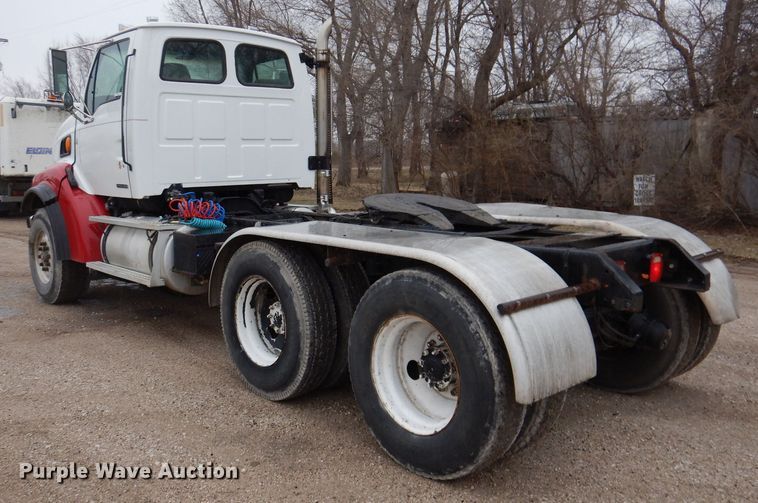 image for item JK9361 2000 Sterling L-Line  semi truck