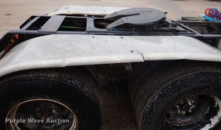 image for item JK9361 2000 Sterling L-Line  semi truck