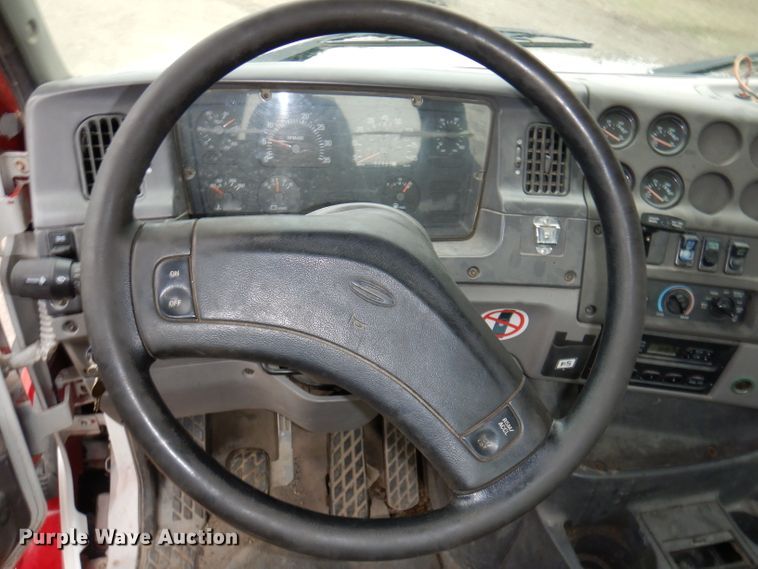 image for item JK9361 2000 Sterling L-Line  semi truck