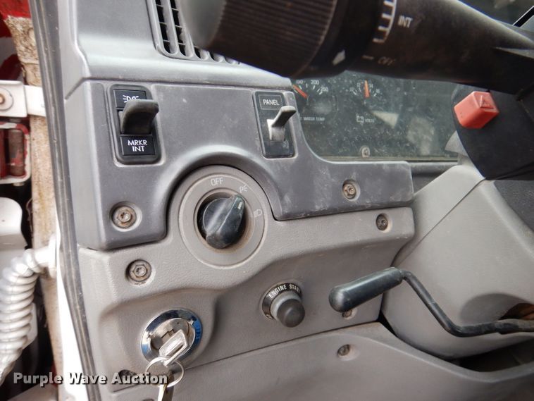 image for item JK9361 2000 Sterling L-Line  semi truck