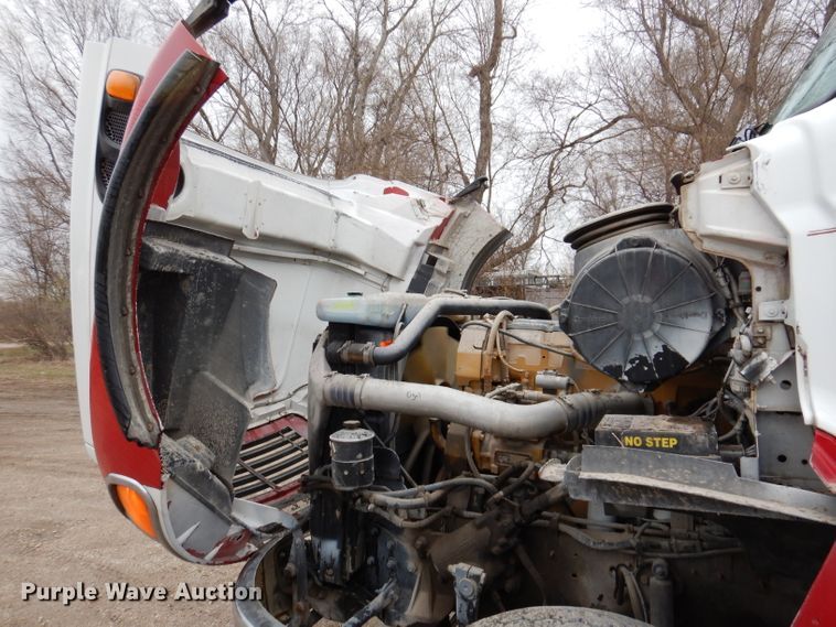 image for item JK9361 2000 Sterling L-Line  semi truck