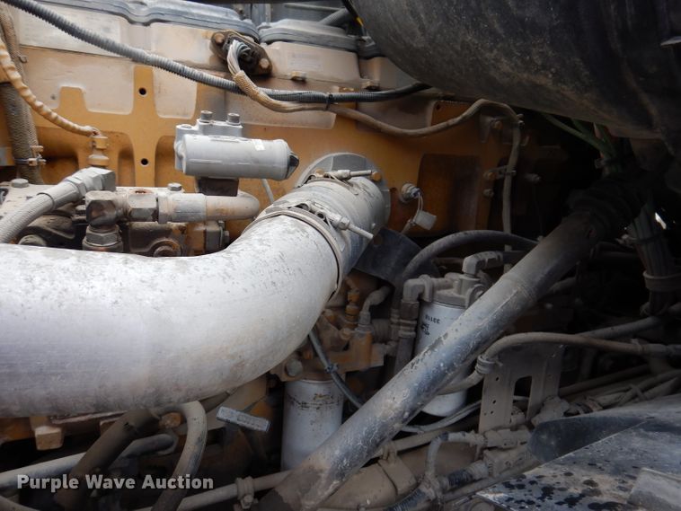 image for item JK9361 2000 Sterling L-Line  semi truck