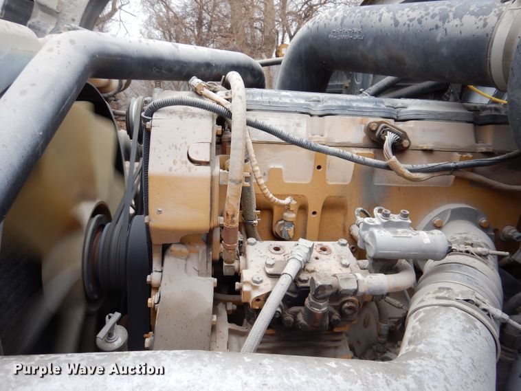 image for item JK9361 2000 Sterling L-Line  semi truck