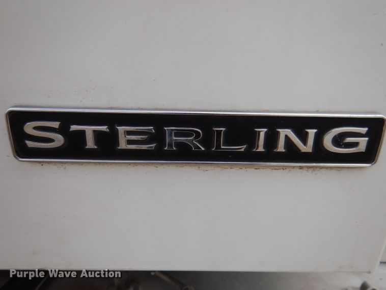 image for item JK9361 2000 Sterling L-Line  semi truck